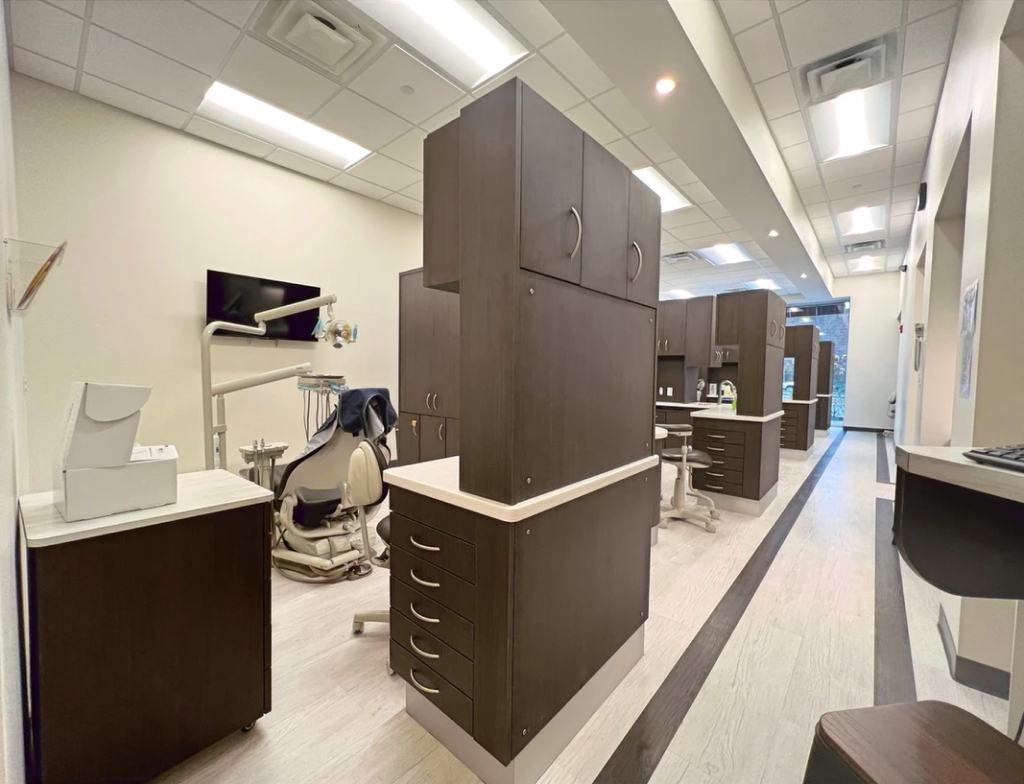 Dentist & Orthodontist In Hudson, Ma